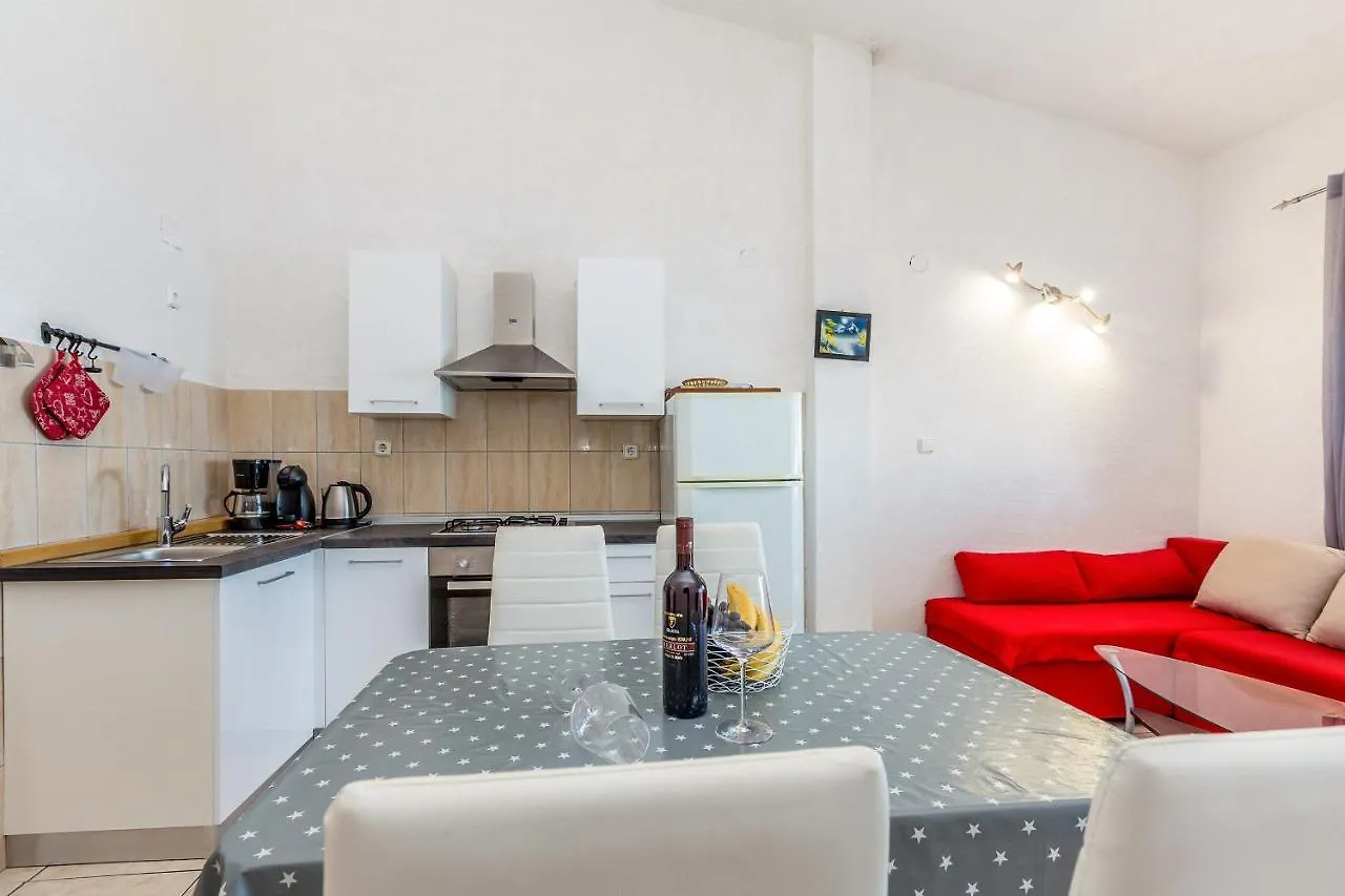 Private Accommodation Stara Baska