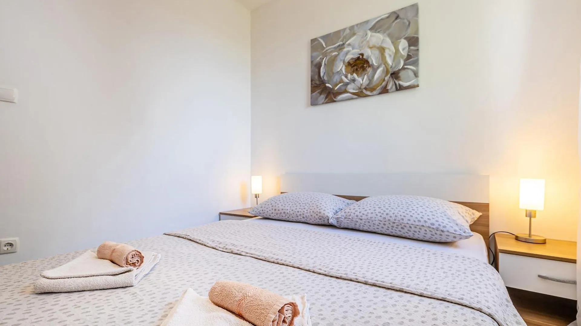Daire Private Accommodation Stara Baška