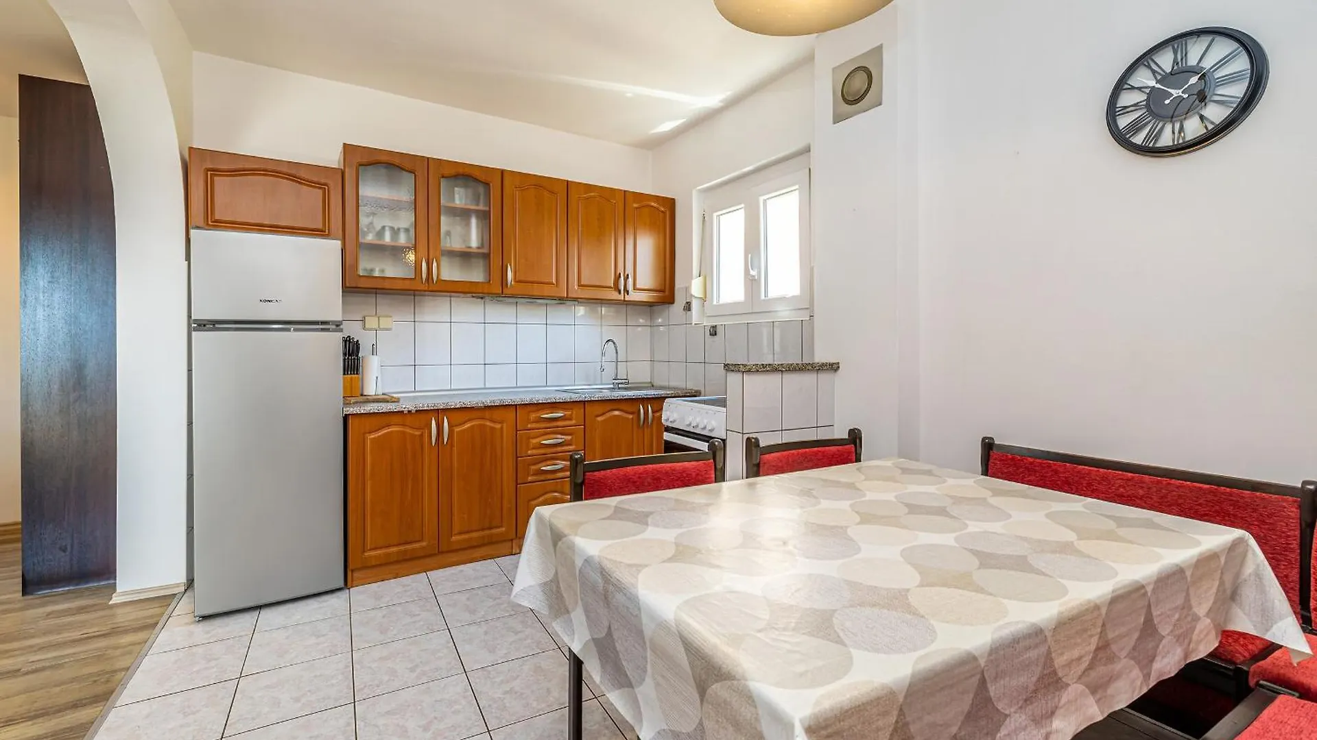 Private Accommodation Stara Baska 0*,